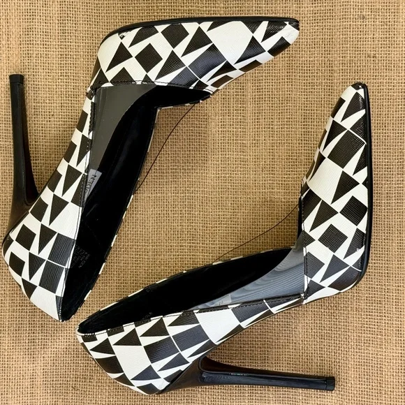 STEVE MADDEN Wileen Heels | Women's Size 8.5 | Black & White - Picture 2 of 6